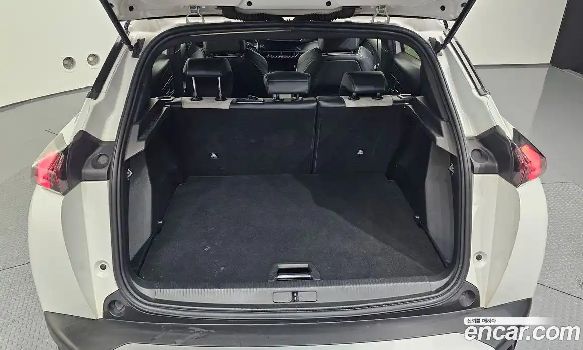 Peugeot 2008 2021 0.1 гидро в Москве № 827494, фото 20