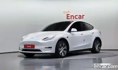 Tesla Model Y, 2021