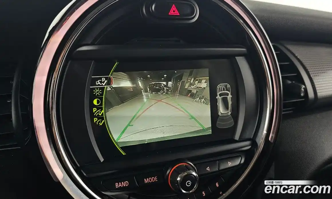 Mini Cooper 2017 1.5 гидро в Москве № 895456, фото 15
