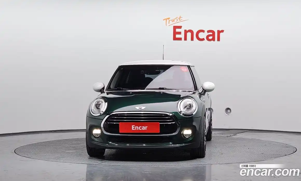 Mini Cooper 2017 1.5 гидро в Москве № 895456, фото 3