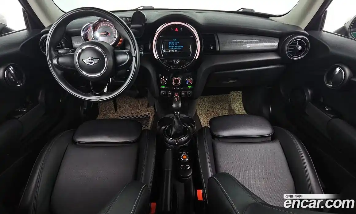Mini Cooper 2017 1.5 гидро в Москве № 895456, фото 7
