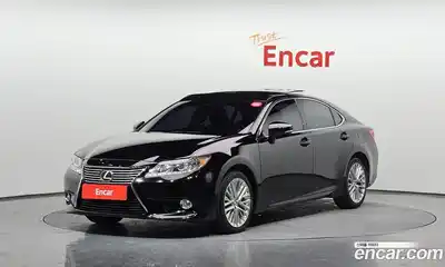 Lexus ES, 2012