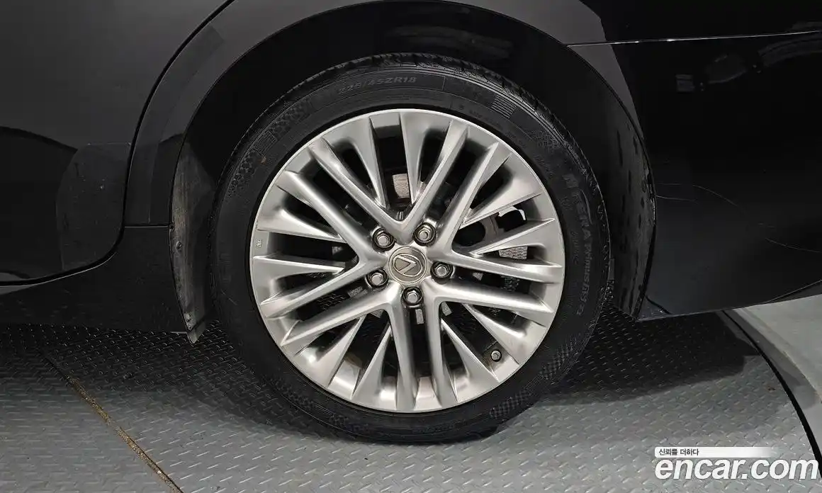 Lexus ES 2012 3.5 гидро в Москве № 895794, фото 5