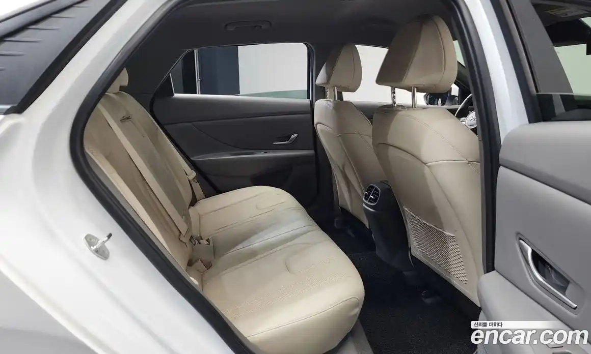 Hyundai Avante 2023 1.6 гидро в Москве № 928099, фото 12