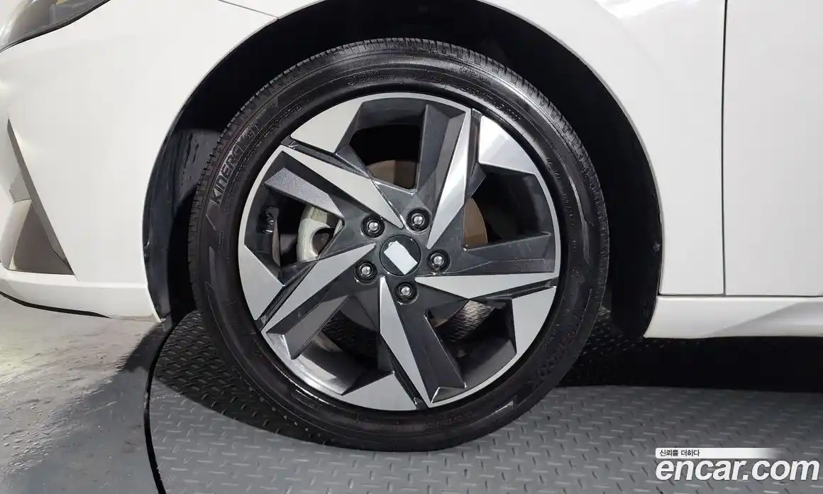 Hyundai Avante 2023 1.6 гидро в Москве № 928099, фото 5