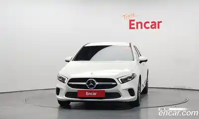 Mercedes-Benz A-Class 2021 2.0 гидро в Москве № 969397, миниатюра 3
