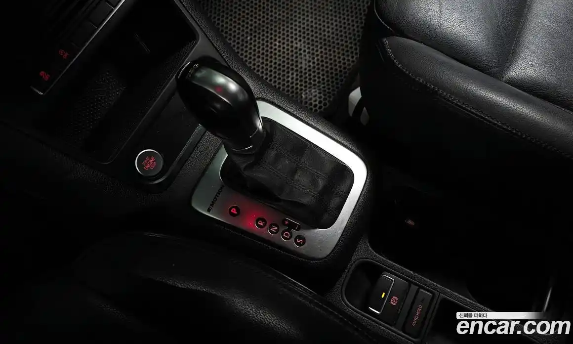 Volkswagen Tiguan 2016 2.0 гидро в Москве № 976139, фото 9