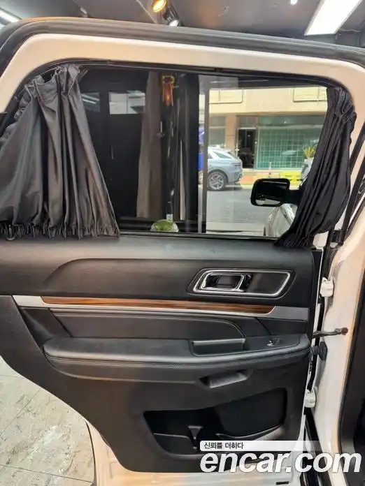 Ford Explorer 2017 2.3 гидро в Москве № 976401, фото 19