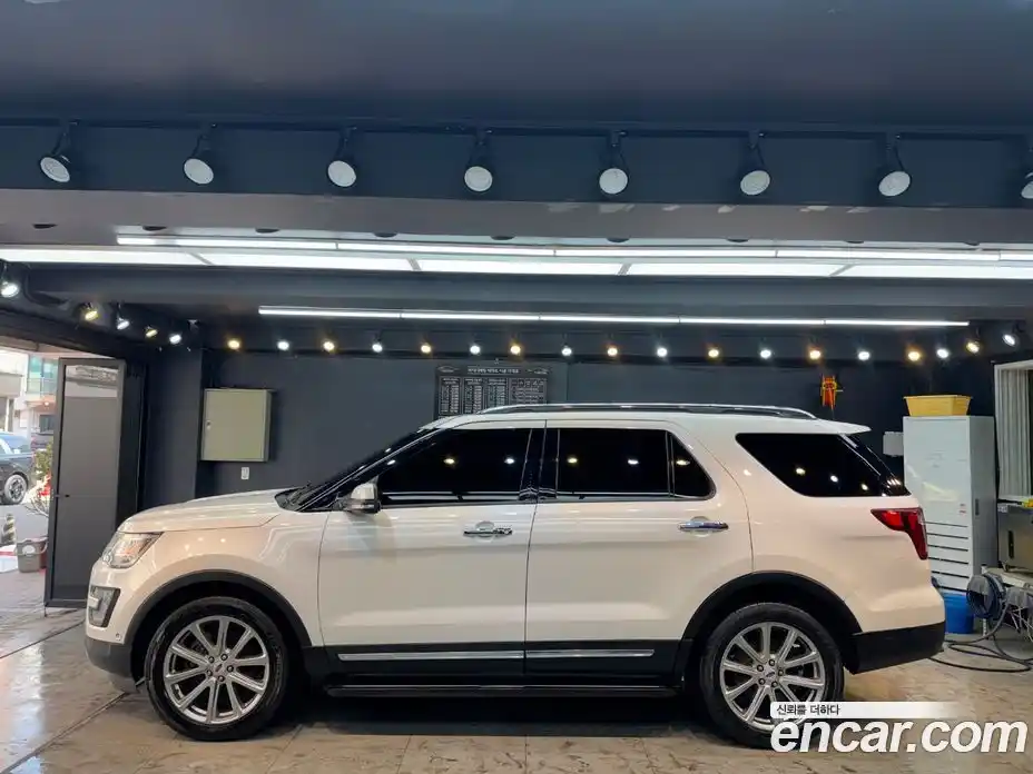 Ford Explorer 2017 2.3 гидро в Москве № 976401, фото 8