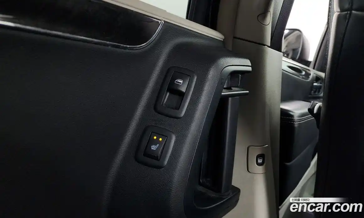 Chrysler Grand Voyager 2016 3.6 гидро в Москве № 976645, фото 19