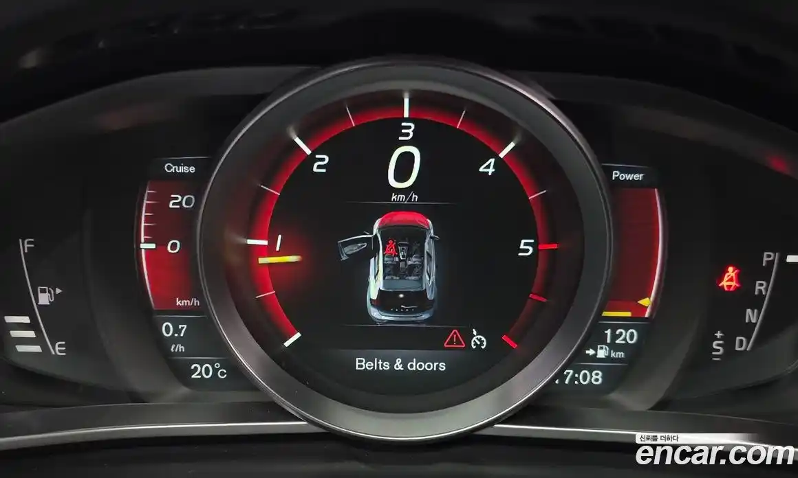 Volvo V40 2015 2.0 гидро в Москве № 1009204, фото 8