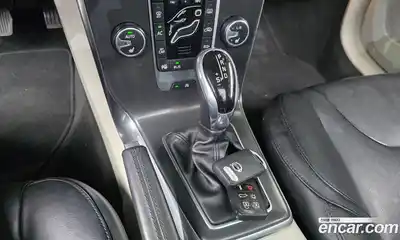 Volvo V40 2015 2.0 гидро в Москве № 1009204, миниатюра 9