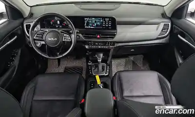 Kia Seltos 2022 1.6 Автомат в Москве № 1009368, миниатюра 7