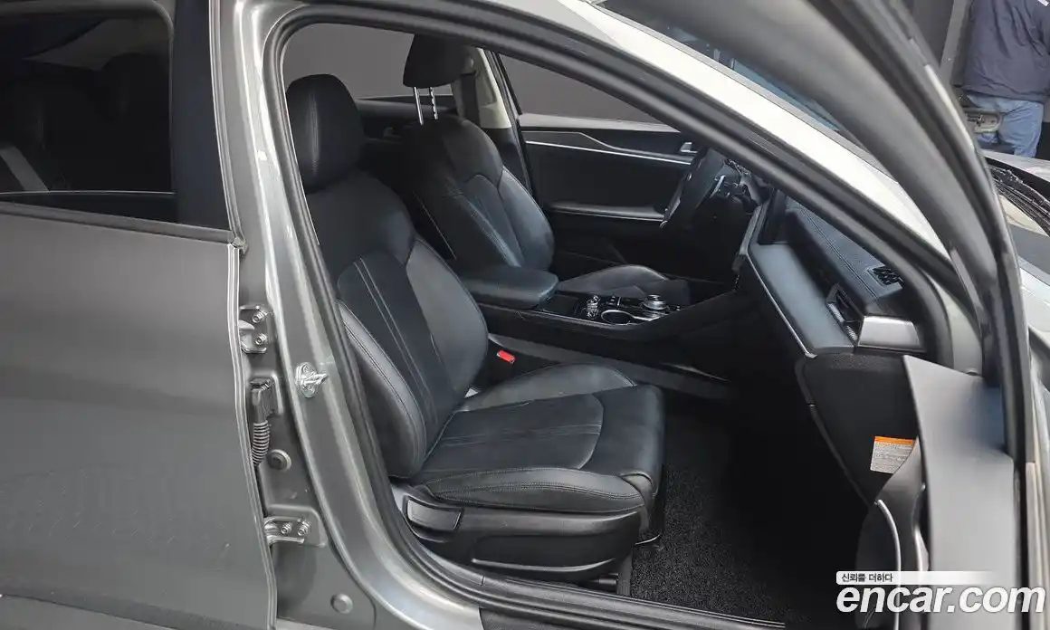 Kia K5 2020 2.0 Автомат в Москве № 1009386, фото 12