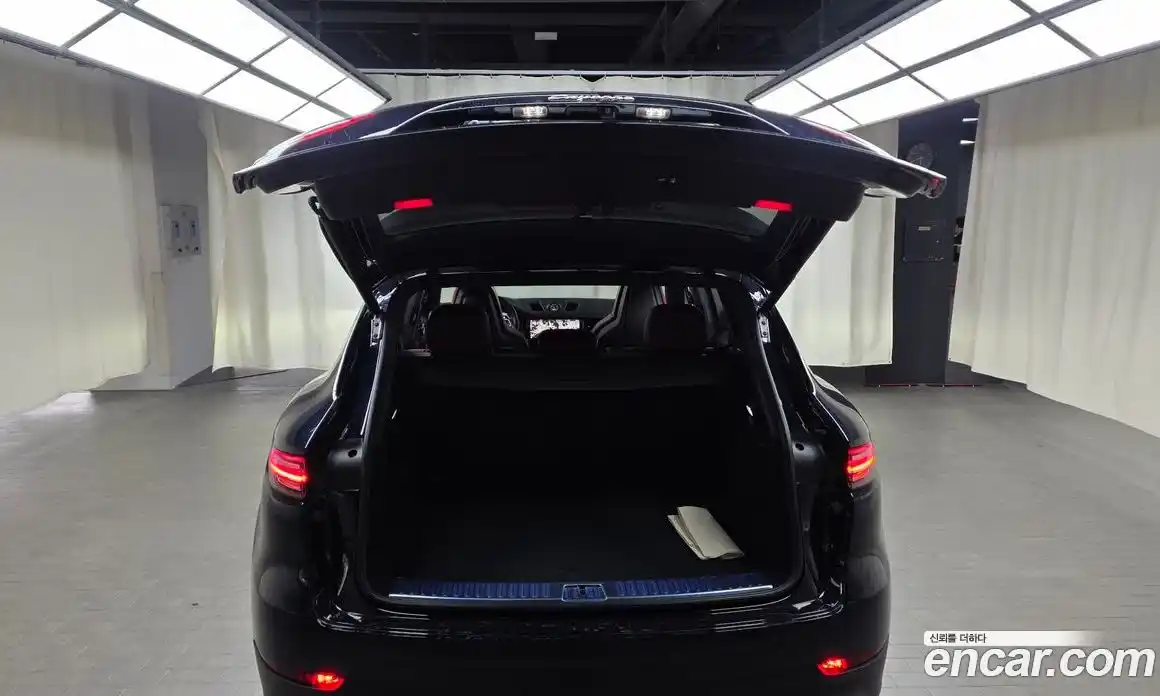 Porsche Cayenne 2021 3.0 гидро в Москве № 1010436, фото 20
