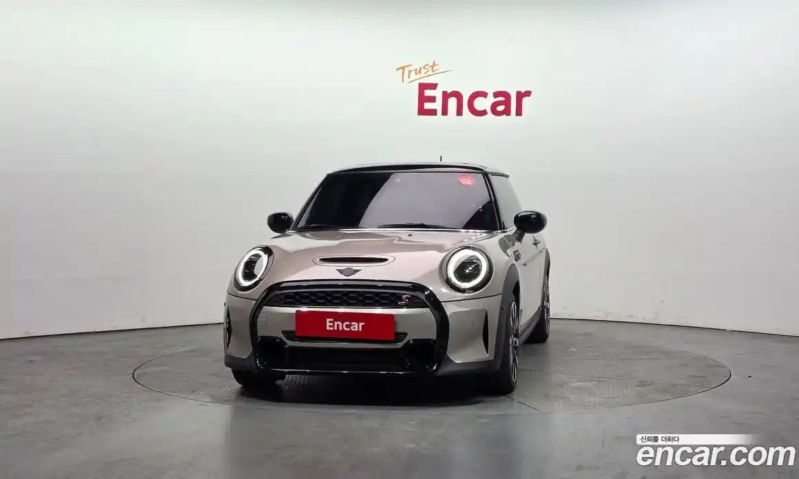 Mini Cooper 2023 2.0 гидро в Москве № 1013622, фото 3