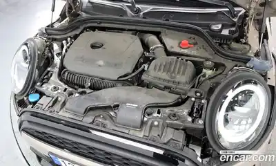 Mini Cooper 2023 2.0 гидро в Москве № 1013622, миниатюра 6