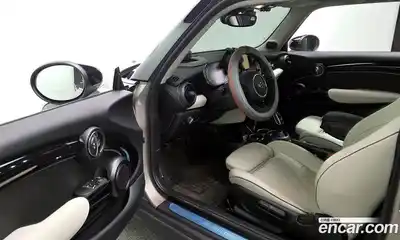 Mini Cooper 2023 2.0 гидро в Москве № 1013622, миниатюра 10