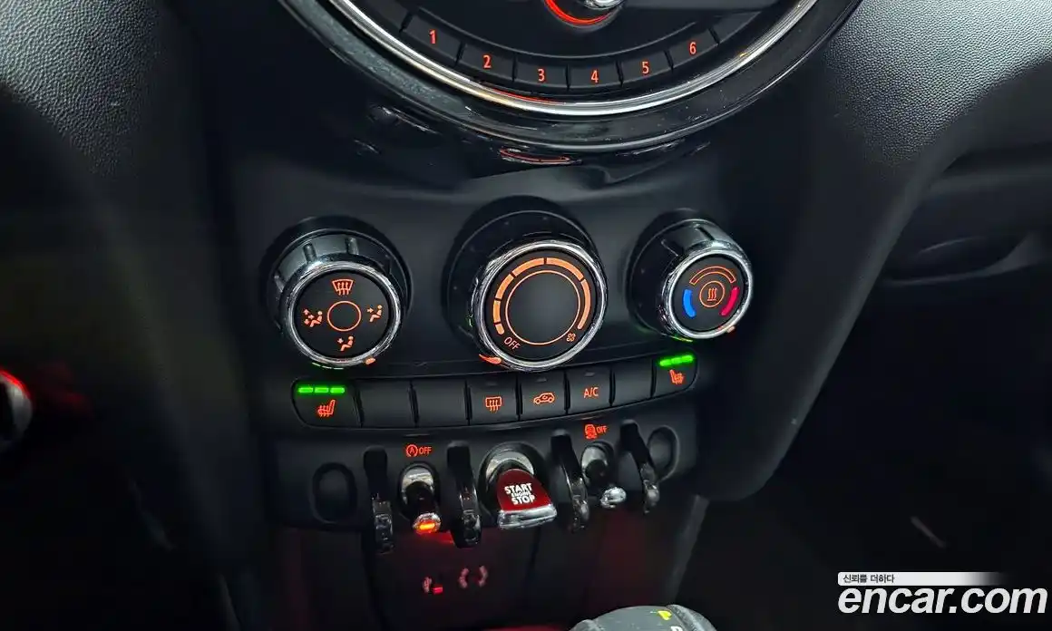 Mini Cooper 2015 1.5 гидро в Москве № 1014002, фото 15