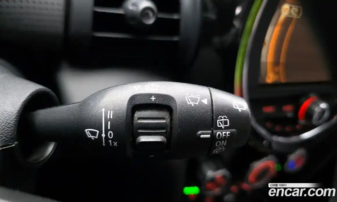 Mini Cooper 2015 1.5 гидро в Москве № 1014002, фото 19