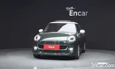 Mini Cooper 2015 1.5 гидро в Москве № 1014002, миниатюра 3