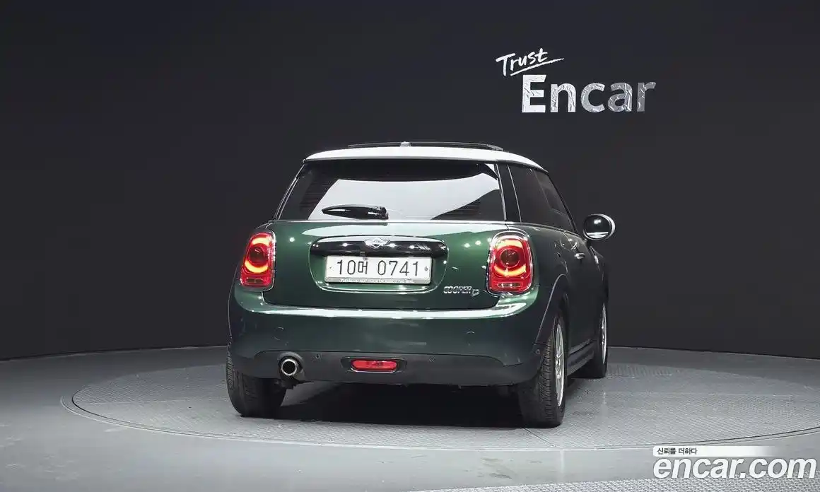 Mini Cooper 2015 1.5 гидро в Москве № 1014002, фото 4