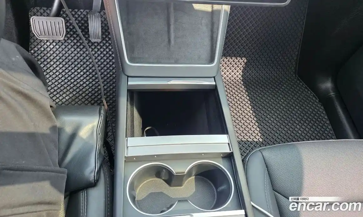 Tesla Model Y 2025 гидро в Москве № 1014337, фото 15