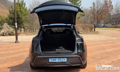 Tesla Model Y 2025 гидро в Москве № 1014337, миниатюра 6