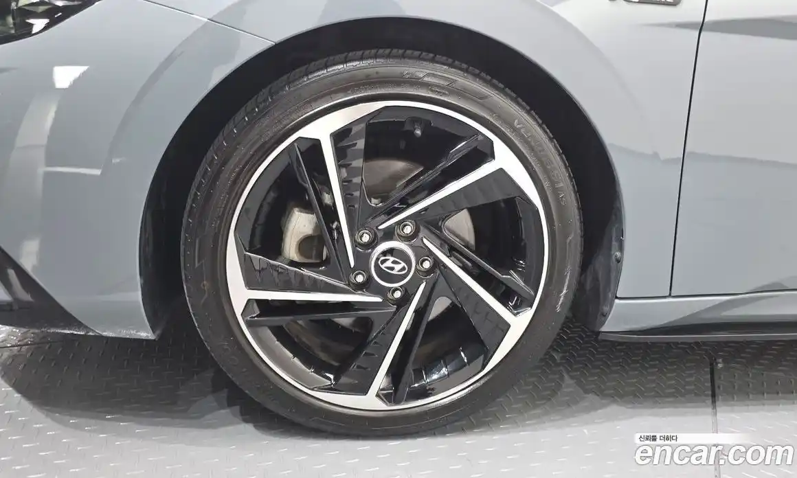 Hyundai Avante 2022 1.6 Механическая в Москве № 1065597, фото 4