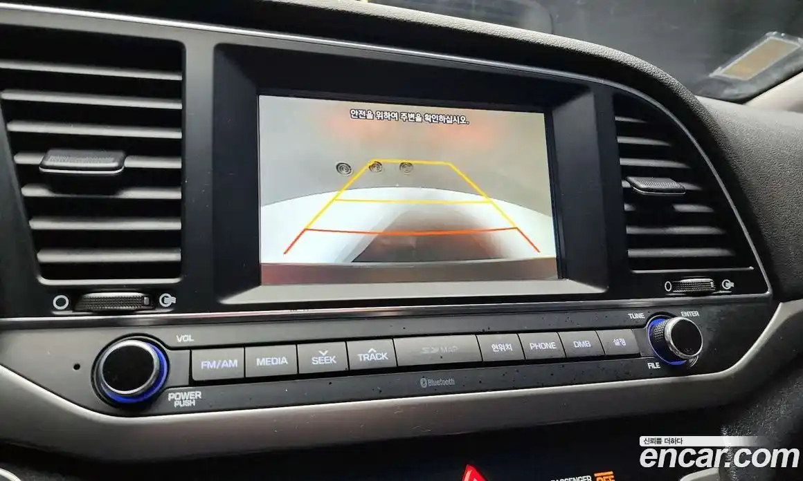 Hyundai Avante 2016 1.6 Автомат в Москве № 1065621, фото 15