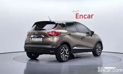 Renault QM3 2016 1.5 гидро в Москве № 107219, миниатюра 2