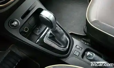 Renault QM3 2016 1.5 гидро в Москве № 107219, миниатюра 9