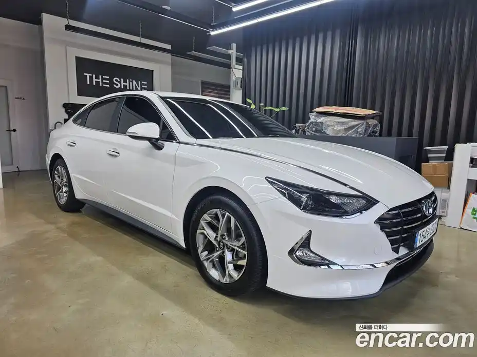 Hyundai Sonata 2020 2.0 Автомат в Москве № 1077966, фото 3