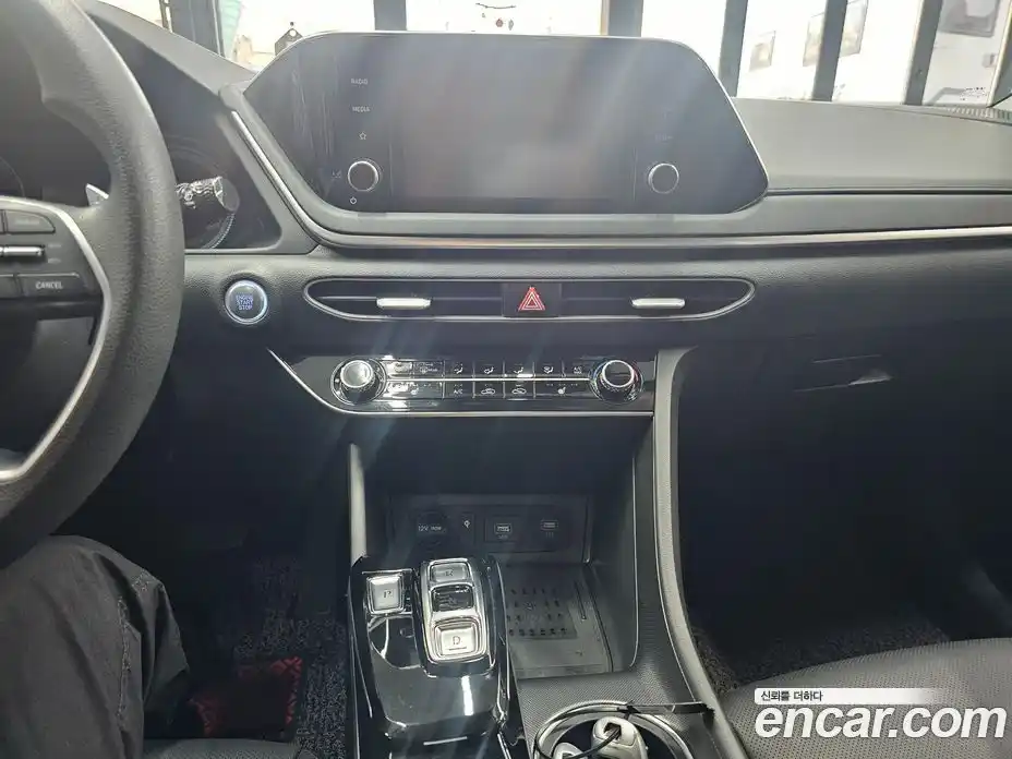 Hyundai Sonata 2020 2.0 Автомат в Москве № 1077966, фото 7