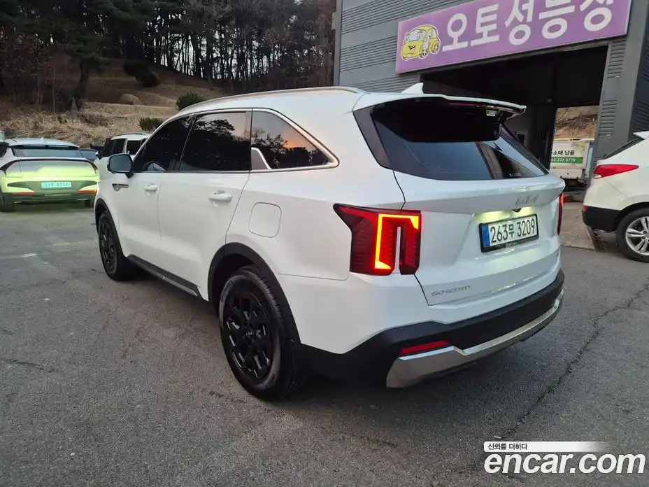 Kia Sorento 2025 1.6 Автомат в Москве № 1078392, фото 6