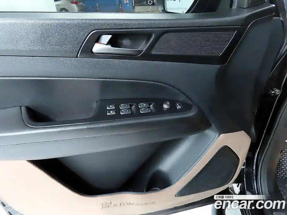 SsangYong Rexton 2020 2.2 Автомат в Москве № 1080219, фото 13