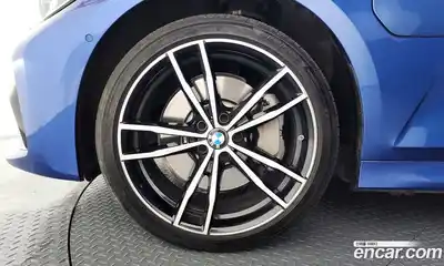 BMW 3-Series 2021 2.0 Автомат в Москве № 1082909, миниатюра 5