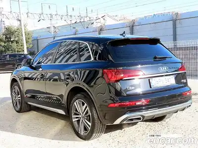 Audi Q5 2023 2.0 Автомат в Москве № 1084644, миниатюра 3