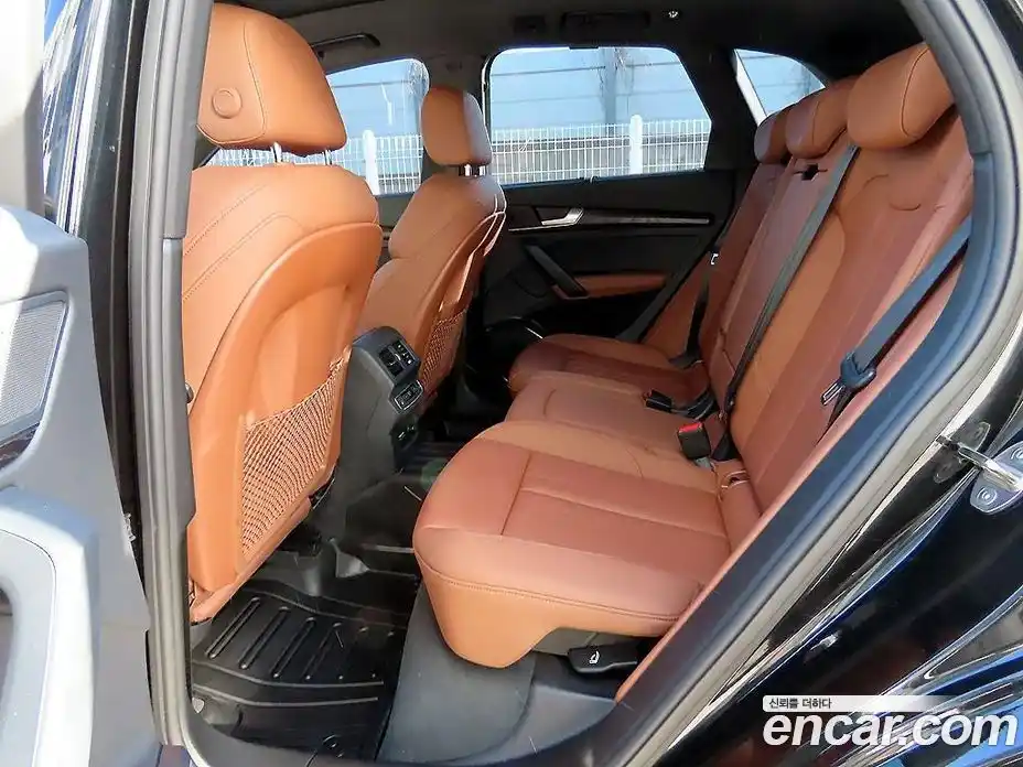 Audi Q5 2023 2.0 Автомат в Москве № 1084644, фото 6