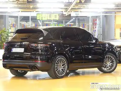 Porsche Cayenne 2023 3.0 гидро в Москве № 1084971, миниатюра 4