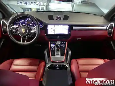 Porsche Cayenne 2023 3.0 гидро в Москве № 1084971, миниатюра 7