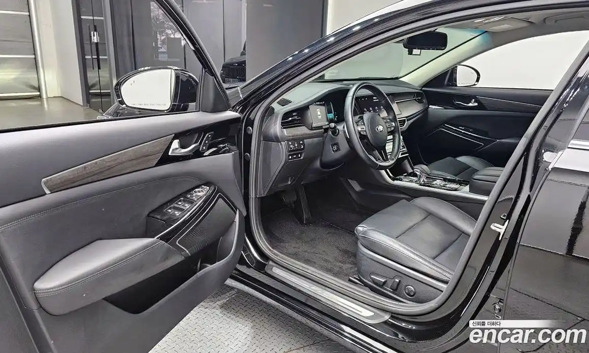 Kia K7 2020 2.4 гидро в Москве № 128522, фото 11