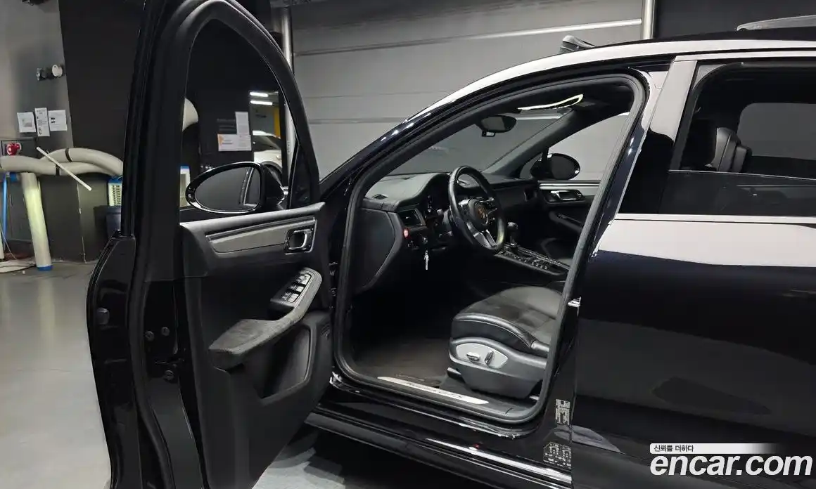 Porsche Macan 2018 3.0 гидро в Москве № 134769, фото 11