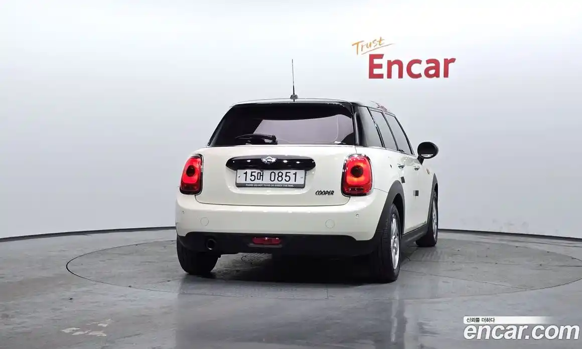 Mini Cooper 2016 1.5 гидро в Москве № 135911, фото 4