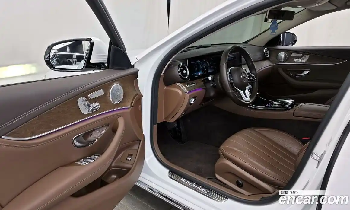 Mercedes-Benz E-Class 2020 2.0 гидро в Москве, фото 10