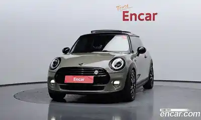 Mini Cooper 2019 1.5 гидро в Москве № 153676, миниатюра 3