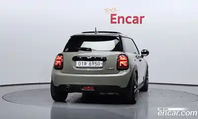 Mini Cooper 2019 1.5 гидро в Москве № 153676, миниатюра 4