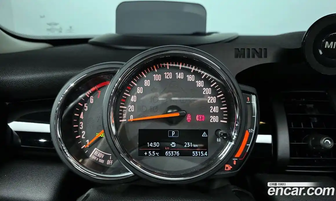 Mini Cooper 2019 1.5 гидро в Москве № 153676, фото 8