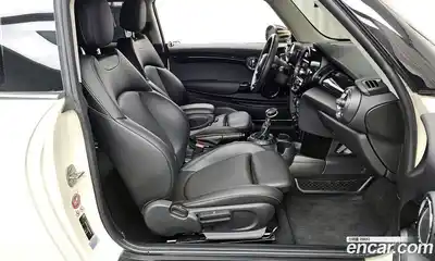 Mini Cooper 2016 1.5 гидро в Москве № 153997, миниатюра 11