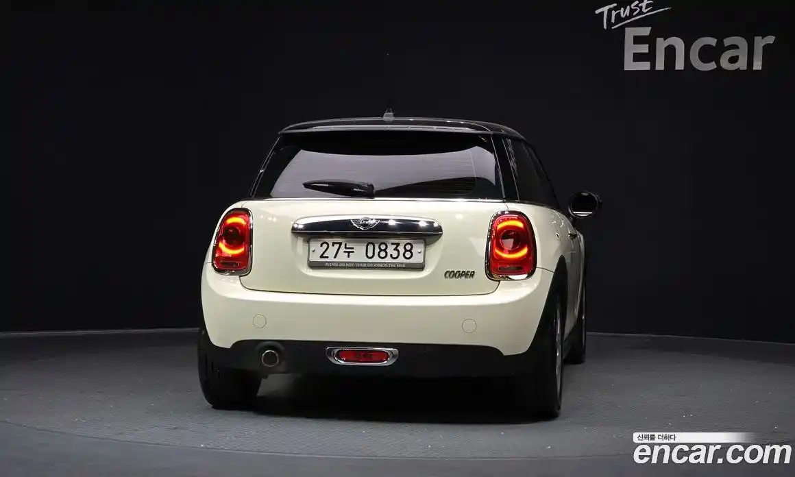 Mini Cooper 2016 1.5 гидро в Москве № 153997, фото 4